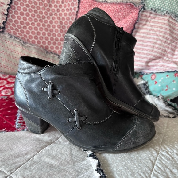 black booties - Picture 2 of 8